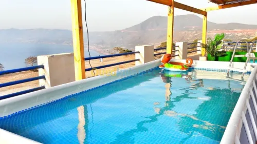 maçon & piscine étanchéité madrier