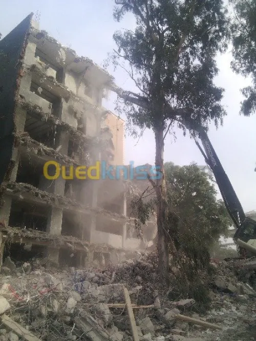 TOUS TRAVAUX DE DEMOLITION 