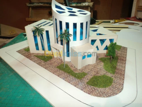 ARTISTE-PEINTRE-MAQUETTISTE AZZABA