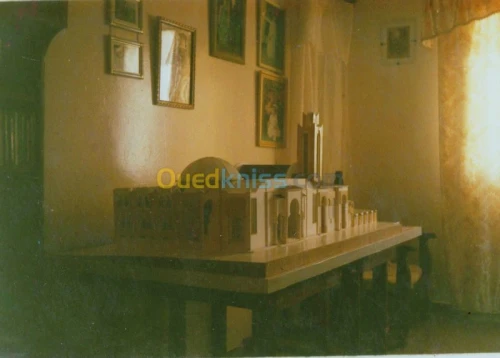 ARTISTE-PEINTRE-MAQUETTISTE AZZABA