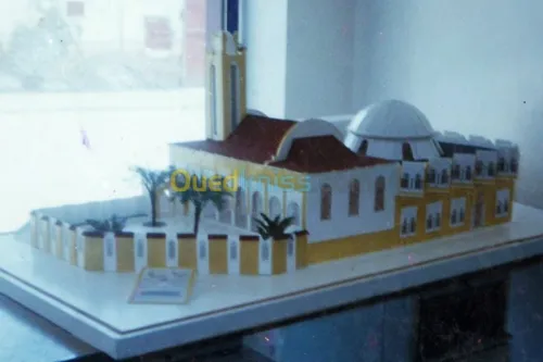 ARTISTE-PEINTRE-MAQUETTISTE AZZABA
