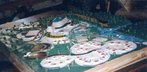 ARTISTE-PEINTRE-MAQUETTISTE AZZABA