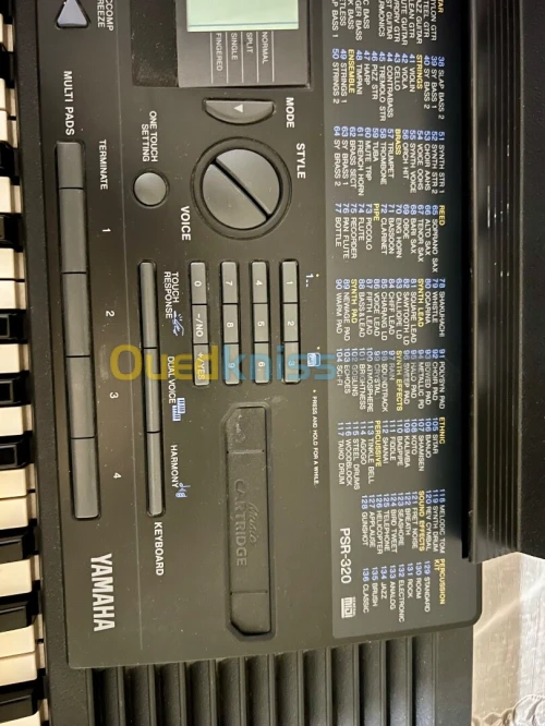 Synthétiseur Yamaha 