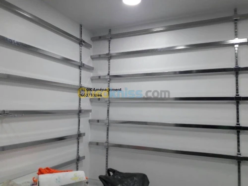Comptoir et armoire en high gloss 