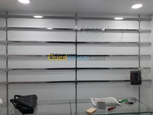 Comptoir et armoire en high gloss 