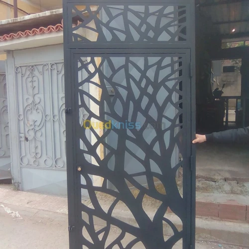 حدادة عامة