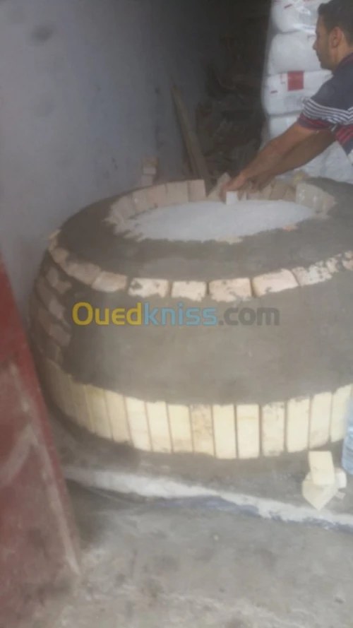 Four  de bois a pizza  refractaire 