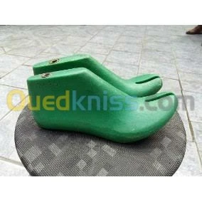 production forma des chaussures 