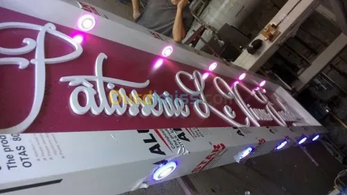 travaux publicitaires 