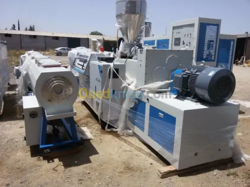 fabrication tube en PVC, 