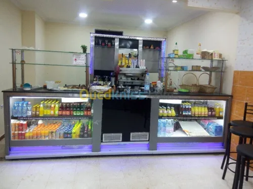 Frigo et café pâtisserie boulangerie  