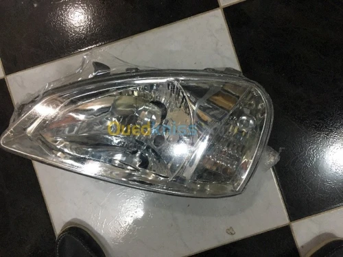 PHARE TATA INDICA DLX ANCIEN
