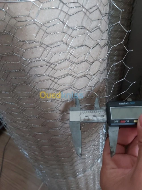 grillage a poule. Grillage poulailler