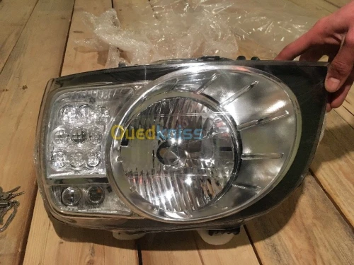 PHARE OPTIQUE MAHINDRA SCORPIO