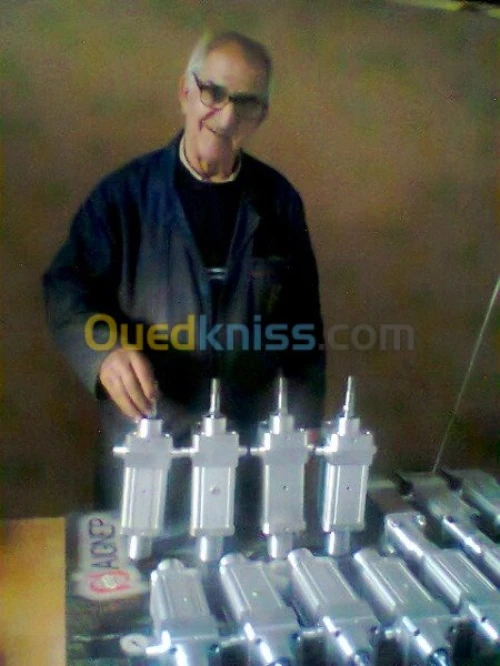 VERINS FABRIQUATION ET REPARATION