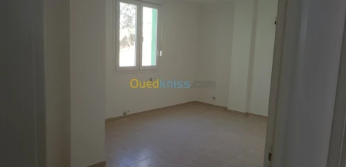 Vente Appartement F4 Bejaia Akbou