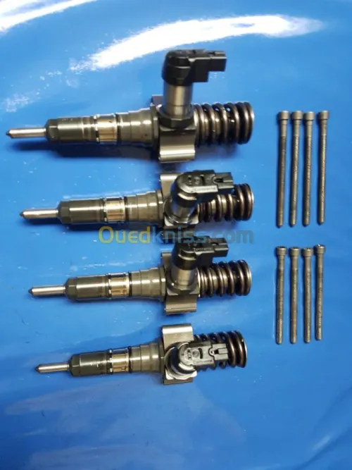 INJECTEURS PASSAT GOLF AUDI 03G130073G