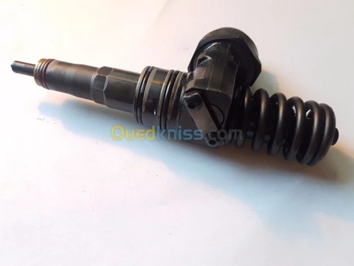 INJECTEURS PASSAT GOLF AUDI 03G130073G