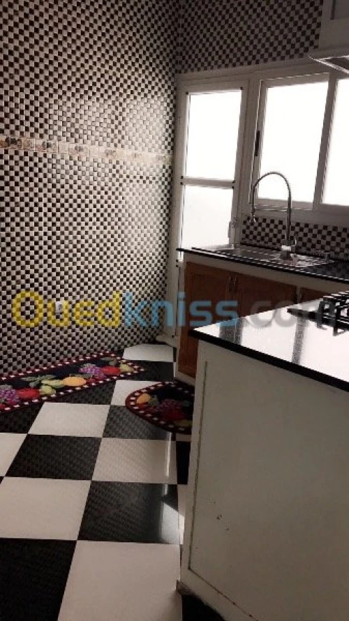 Vente Appartement Niveau de villa F3 Tébessa Tebessa