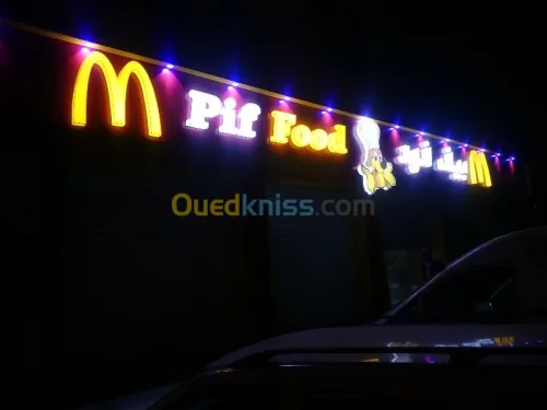  Alucobond  Enseigne lumineuse