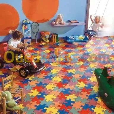 Gerflex. Papier peint moquette. Gazon 