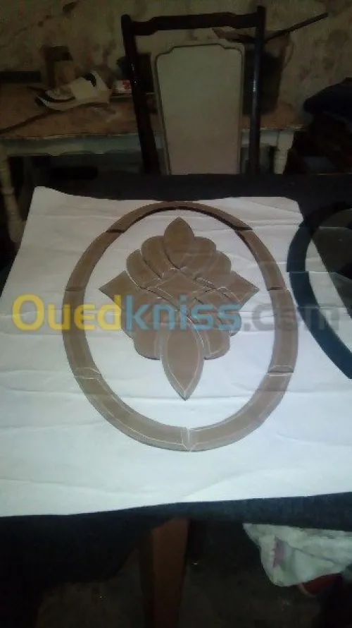 Décoration sur verre. Verre biseauté