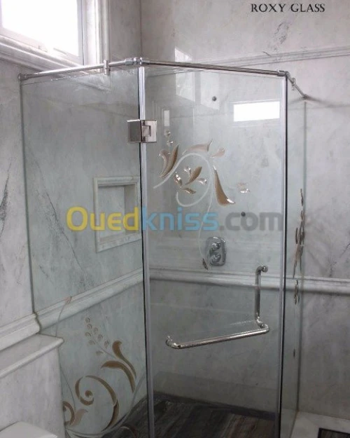 Décoration sur verre. Verre biseauté