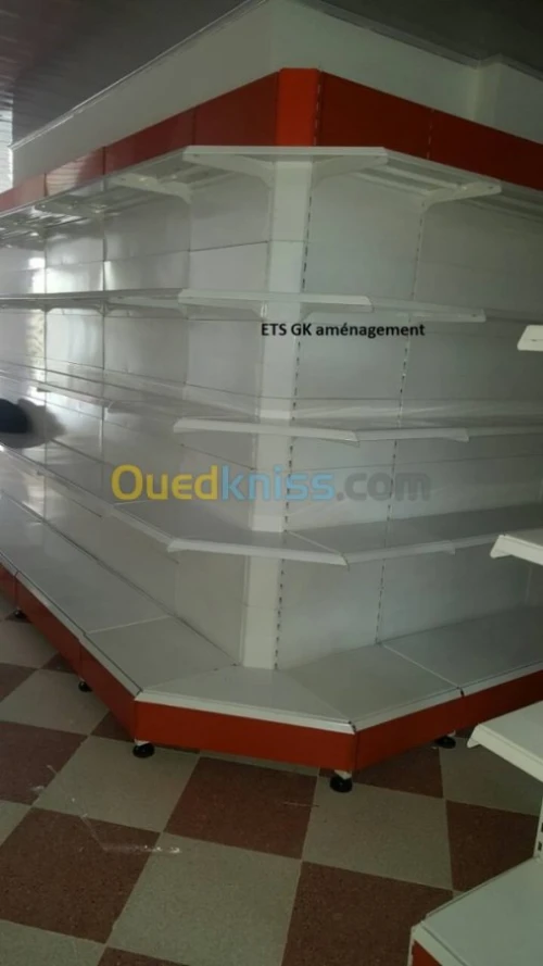 Rayonnage supérette frigo caisse 