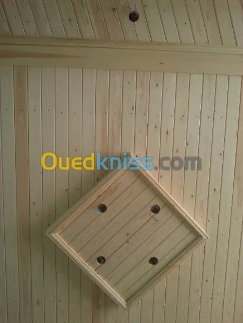 Montage charpente bois