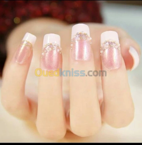 Onglerie soins des mains 