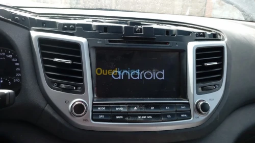 Autoradio androide CAR play de tout véhicule ,radar de recul,caméra...
