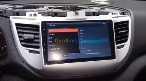 Autoradio androide CAR play de tout véhicule ,radar de recul,caméra...