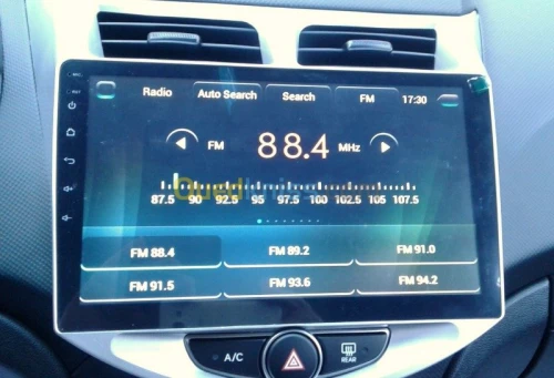 Autoradio androide CAR play de tout véhicule ,radar de recul,caméra...