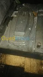   moule injection et soufflage 