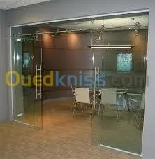 Cabine de douche et Vitrine 