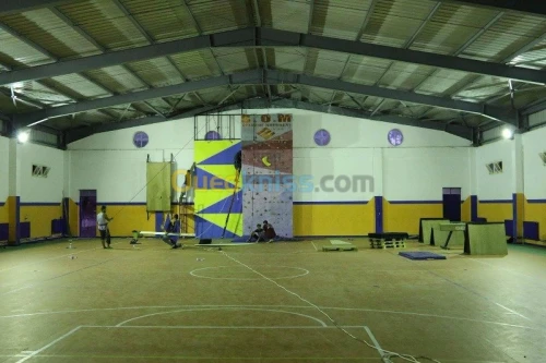 Fabrication des murs d'escalade