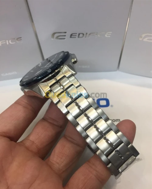 Montres Casio EFR-556DB-1AVUEF (Red)