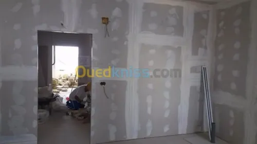 Construction et travaux