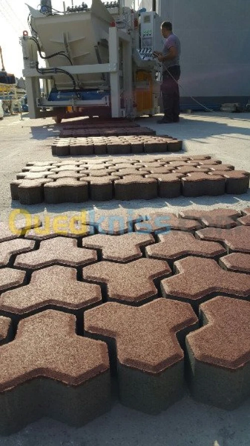 EuroBlock 12 MACHINE DE FABRICATION DE BLOCS