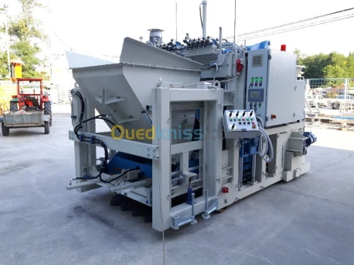 EuroBlock 12 MACHINE DE FABRICATION DE BLOCS