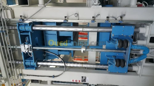 Universal 1000 FABRICATION DE BLOCS