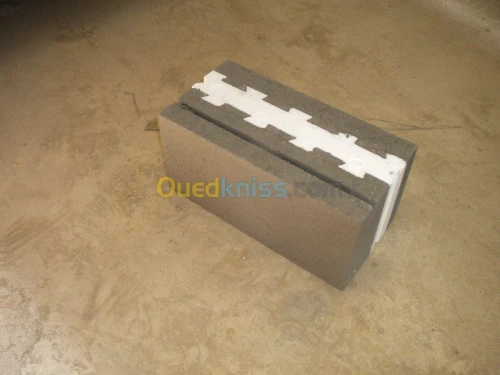 Universal 1000 FABRICATION DE BLOCS