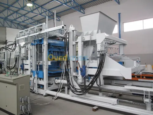 Universal 1000 FABRICATION DE BLOCS