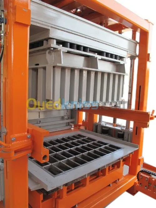 Universal 1000 FABRICATION DE BLOCS