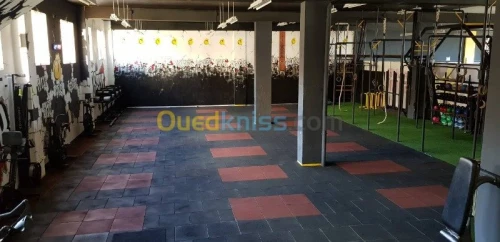 tapis spécial salle de musculation