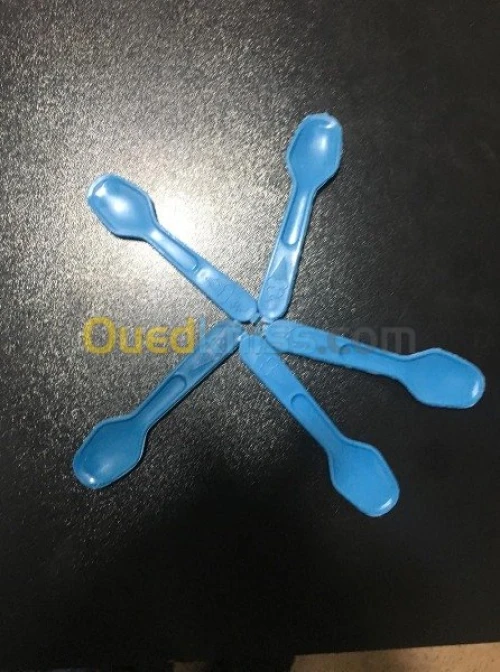 FABRICATION CUILLERES GLACES MODERNES