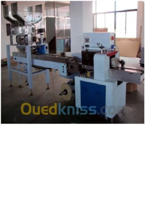 Pailles, straw making machines