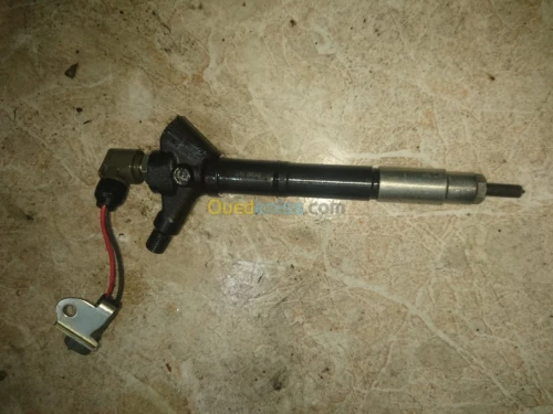 Injecteurs /Segment Toyota rav 4 d4d 