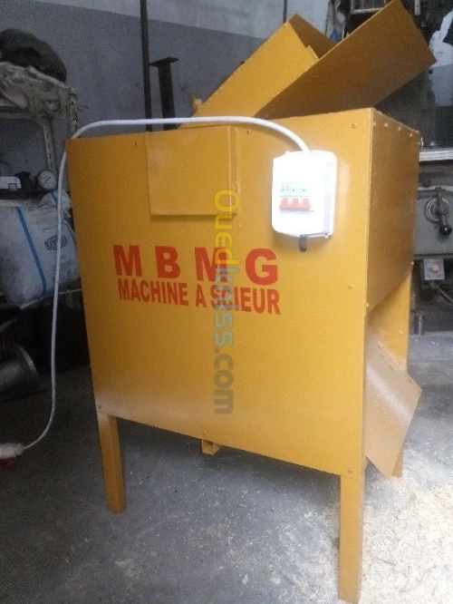 Fabrication machine a scieure