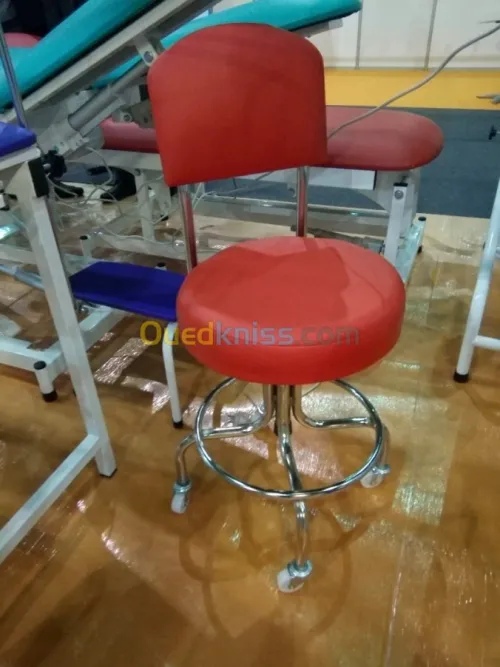Fabrication de mobilier medical